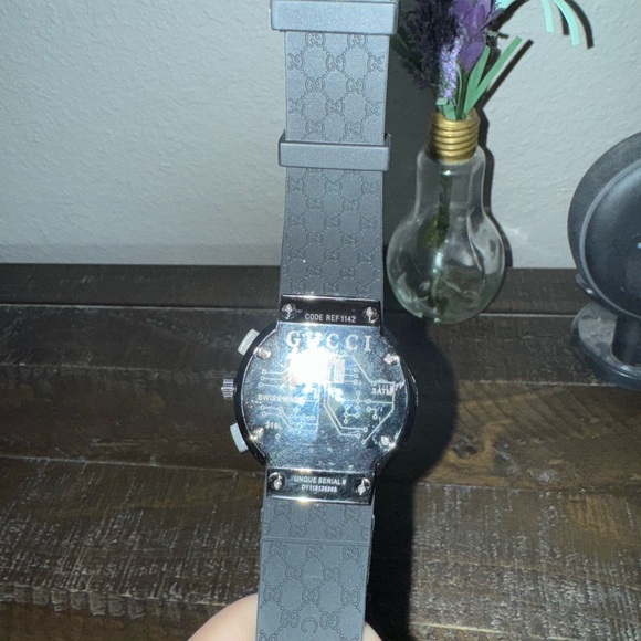 Men’s Gucci Watch *read description* - Picture 2 of 4